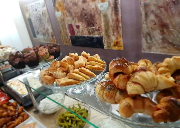 Honorata מלון Paralía